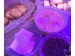 -赵记传承特色牛奶甜品(泉城广场店)