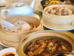 煲仔牛腩粉-白天鹅宾馆-宏图府餐厅