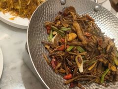 -小菜园新徽菜(宜兴八佰伴店)