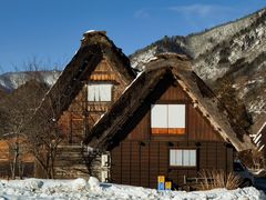 -白川乡与五箇山的合掌构造村落