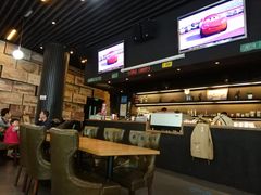 -汽车博物馆主题餐厅