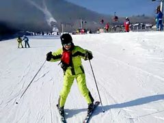 -亚布力新体委滑雪场