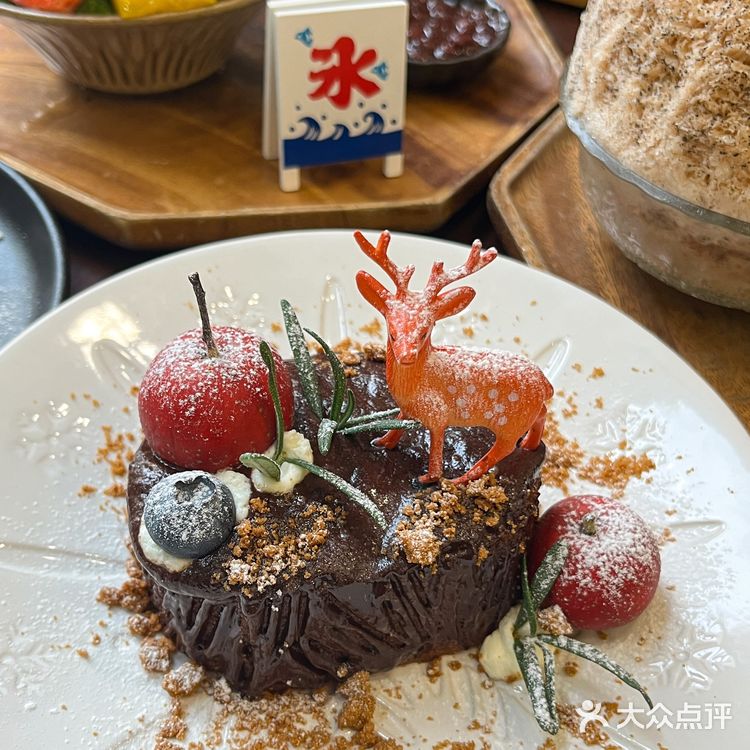 圣诞限定刨冰甜品🎄还有超可爱热奶宝！