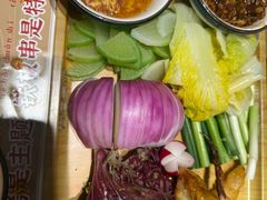 -街角等你.大连海鲜烧烤.经典铁板海鲜串(西安路店)