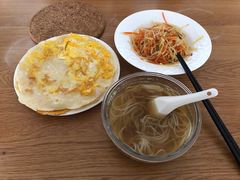 -爱的果实月嫂育婴师(世纪东方店)