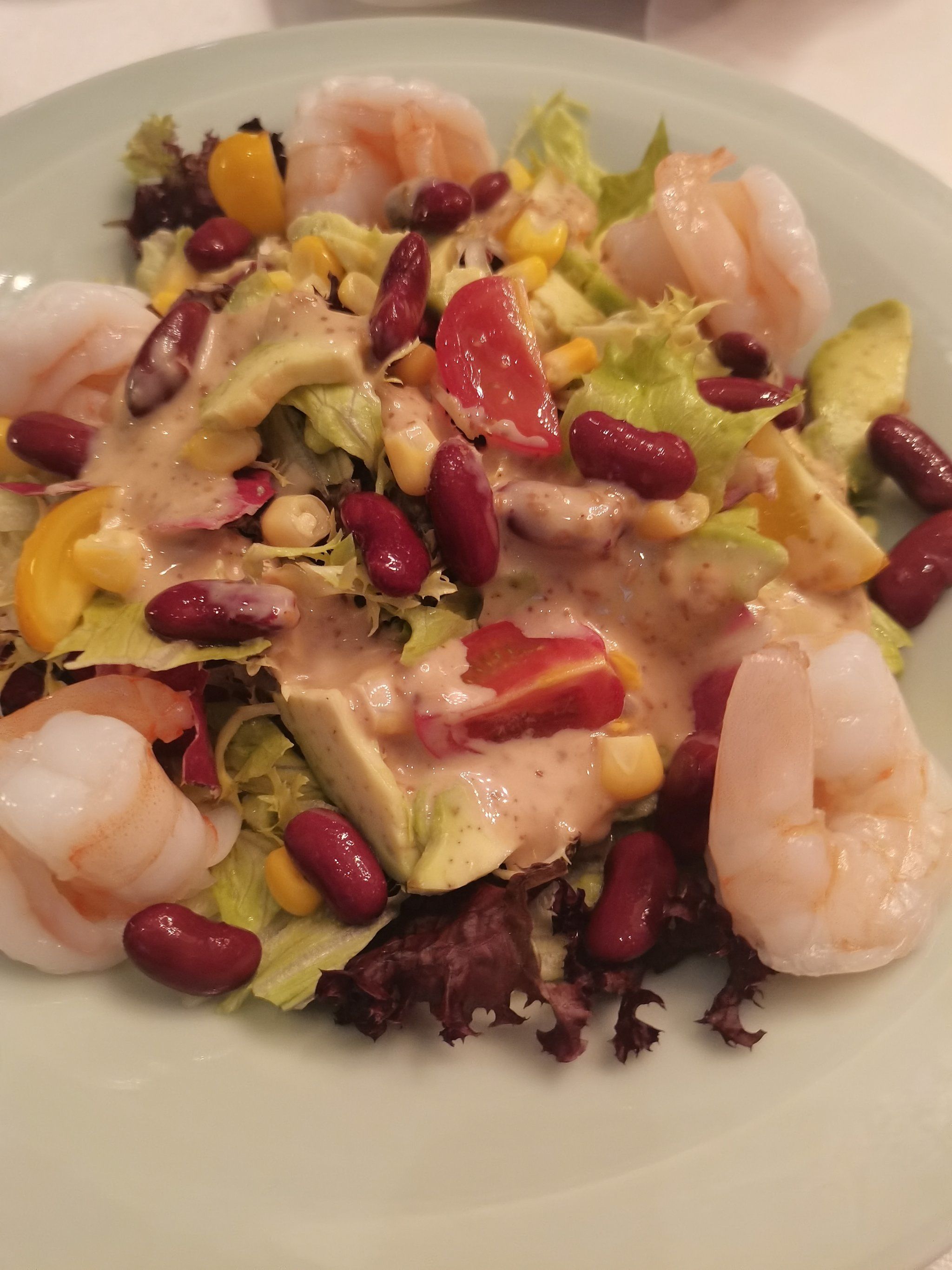 龙虾牛油果沙拉也太美味啦