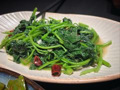 炝炒地瓜叶-山石榴·贵州菜(丰盛里店)