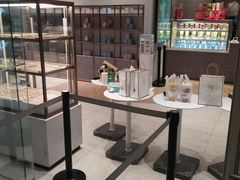 面包甜点陈列柜-奈雪的茶(石家庄万象城店)