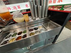 -成都你六姐·牛肉冒菜(信泰中心商场店)