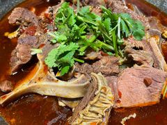 -大众跷脚牛肉馆·非遗传承单位(峨眉山店)