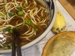 壹号老汤牛肉面-头壹号 大油条·老长沙盖码饭(清河店)