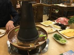 -盛元盛居传统炭火锅(绿园店)