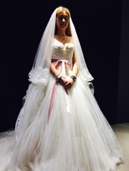 -Vera Wang婚纱礼服旗舰店