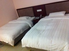 -江门古兜温泉小镇