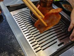 -臻牛烤肉