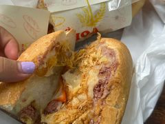 -Bánh Mì Huynh Hoa