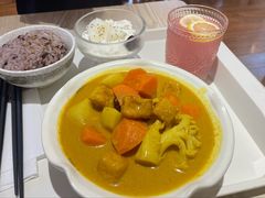 -轻蔬不用等·素食(江苏路店)