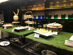 -唐拉雅秀酒店-西锦汇空中BBQ·思创餐厅