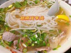 火车头粉-大头虾越式风味餐厅(光明广场店)