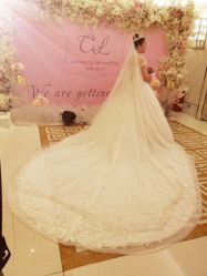 点击看大图 -艾米丽婚纱礼服