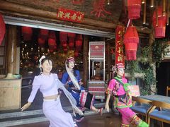 -老滇山寨•云南特色菜•地方菜•民族风情歌舞表演(金碧店)