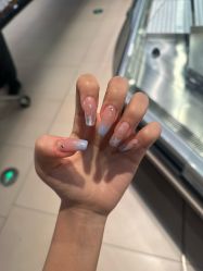 -尤米一站式美甲美睫