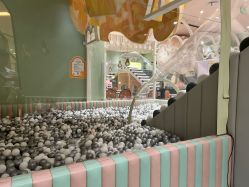 -奈尔宝·儿童乐园·亲子餐厅(华采天地店)