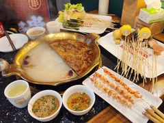 -永發發串串火锅馆·烧烤·大排档(传媒大学店)