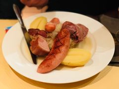猪肉香肠-ResTaurAnt S'ZWILLING Stuebel