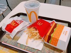 -麦当劳(火车北站餐厅)