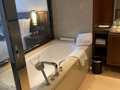 -西双版纳融创皇冠假日度假酒店