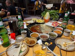 -顶顶汤火牛排火锅·经典铜锅涮肉