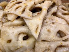 -李双猪·小龙虾·烧烤·羊肉煲(乐山店)