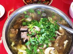 -谢老五跷脚牛肉·非遗传承店