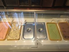 冰淇淋-光谷希尔顿酒店-厨意意大利餐厅(鸿雁路店)