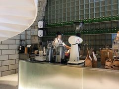 -RWORK·COFFEE(滨江店)