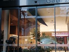 门面-Petit Oyster叫嚎(平安金融中心店)