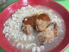 鸡翅公仔面-胜利茶餐室