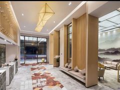 -曼谷一号酒店(深圳龙华大浪商业中心店)