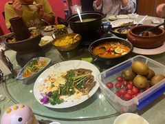 -香巴拉云南餐厅(华莱坞店)