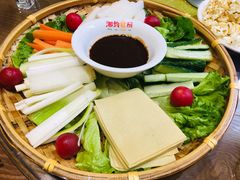 提篮大丰收-湘约爨厨(太白立交店)