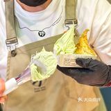 野人先生发疯了[笑哭]10万支冰淇淋免费送‼️