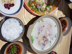 -叁煨蹄花·下饭盐帮菜(人民广场店)