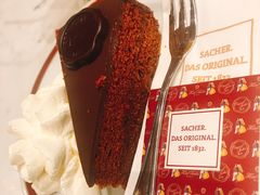 -Cafe Sacher(WIEN)