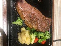 -必胜客(证大大拇指店)