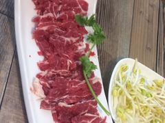 -牛缘村·贵州黄牛肉火锅(西善桥店)