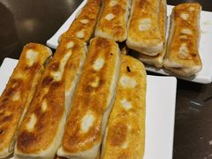 猪肉尖椒香菜褡裢火烧-福荣居褡裢火烧京味家常菜(西四店)