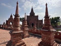 -一寨两国风景区