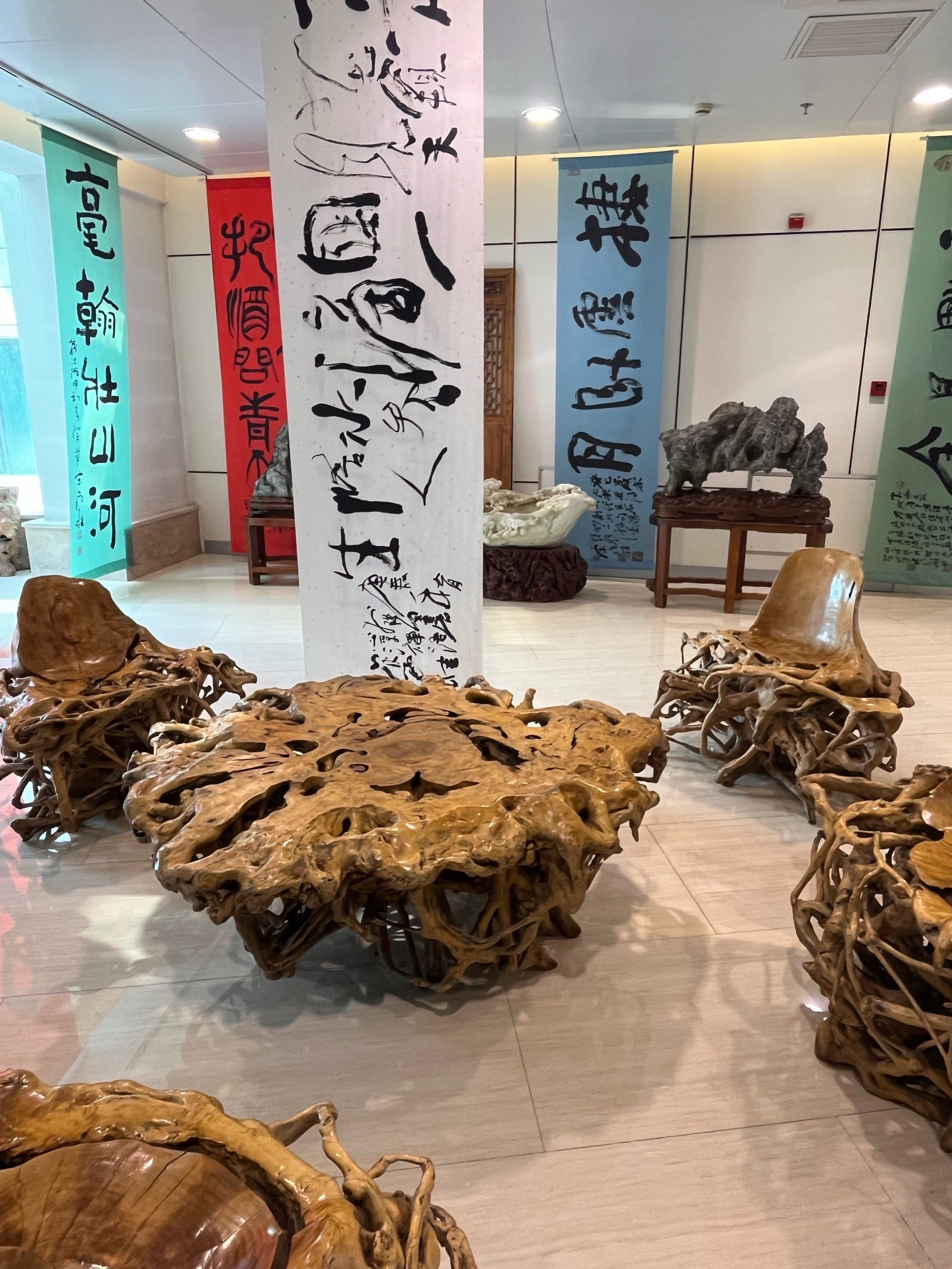 夏日享清凉,艺术馆之旅