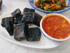 油炸臭豆腐-新新湘菜馆(新中街二条店)